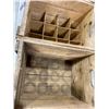Image 3 : 3 ANTIQUE CANADA  DRY CRATES