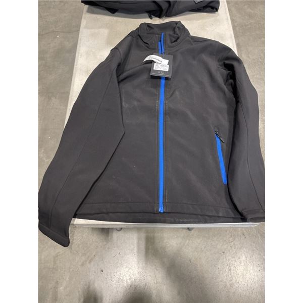 NEW MENS STORMTECH JACKET SIZE MEDIUM