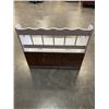 Image 3 : VINTAGE WHITE ENTRY WAY BENCH