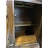 Image 5 : MAHOGANY SERVING CABINET