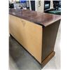Image 7 : MAHOGANY SERVING CABINET