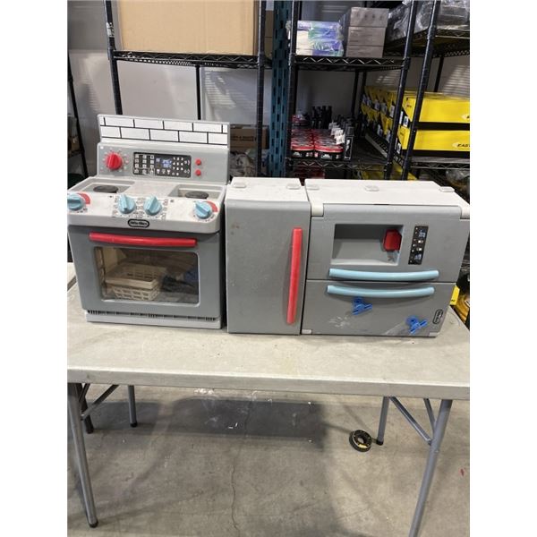 LITTLE TYKES PLAY FRIDGE AND WASHER