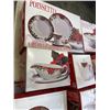 Image 2 : LARGE COLLECTION OF NEW POINSETTIA CHRISTMAS DINNERWARE