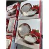 Image 3 : LARGE COLLECTION OF NEW POINSETTIA CHRISTMAS DINNERWARE