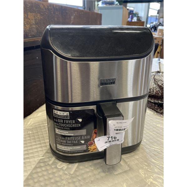 AS NEW BELLAPRO 5.7L  AIR FRYER - TESTED WORKING, RETAIL $219