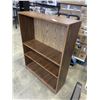 Image 3 : OAK BOOKSHELF