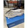 Image 4 : NEW HOKA SIZE 9 RUNNING SHOES