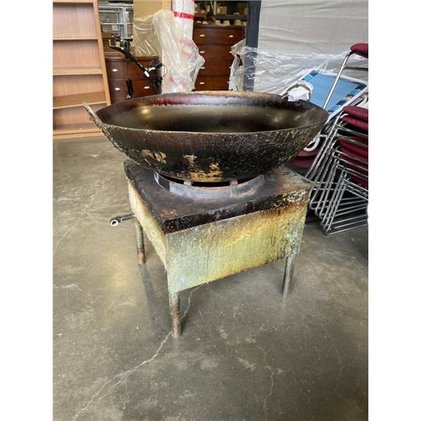 LARGE COMMERCIAL WOK