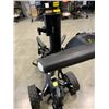 Image 7 : MGI ZIP X2 ELECTRIC GOLF CART WORKING WITH BATTERY AND CHARGER RETAIL $1300