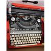 Image 4 : ROYAL CLASSIC MANUAL TYPEWRITER