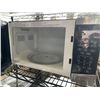 Image 2 : AS NEW AVANTI 0.9 CU FT 900W MICROWAVE - TESTED WORKING, RETAIL $159