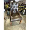 Image 4 : 2 BUTTON BACK LEATHER DINING CHAIRS