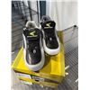Image 3 : 2 NEW PAIRS OF EASTON DIAMOND LO WFII BLACK SIZE 8 WOMENS / 7 MENS BASEBALL CLEATS