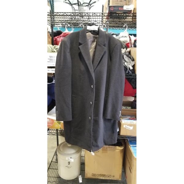 BLACK 3 QUARTER COAT