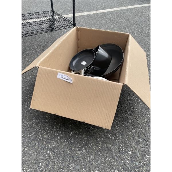 LOT OF COOKWARE POTS, PANS ETC LAGOSTINA AND WOKS