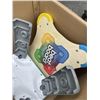 Image 4 : BEAT BOARD STAND ON KIDS GAME WITH R2D2 LIGHTS AND SOUND FIGURE AND DJ MIXER TOY