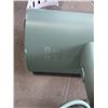 Image 2 : AS NEW PHILIPS HANDHELD COMPACT PORTABLE STEAMER