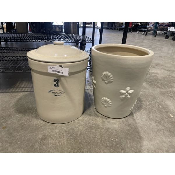 MEDALTA CROCK POT WITH LID AND CERAMIC PLANT POT