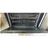 Image 3 : FRIGIDAIRE PROFESSIONAL STAINLESS 30 INCH STOVE, WITH MANUAL AND PROBE, IN GOOD WORKING ORDER