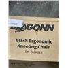 Image 2 : DRAGONN BLACK ERGONOMIC KNEELING CHAIR