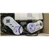 Image 4 : SUPER NINTENDO CONSOLE WITH 2 CONTROLLERS, POWER SUPPLY AND 4 GAMES