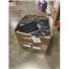 Image 1 : CASE OF NEW WAIST TRAINERS