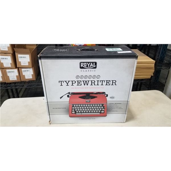 ROYAL CLASSIC MANUAL TYPEWRITER