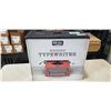 Image 1 : ROYAL CLASSIC MANUAL TYPEWRITER