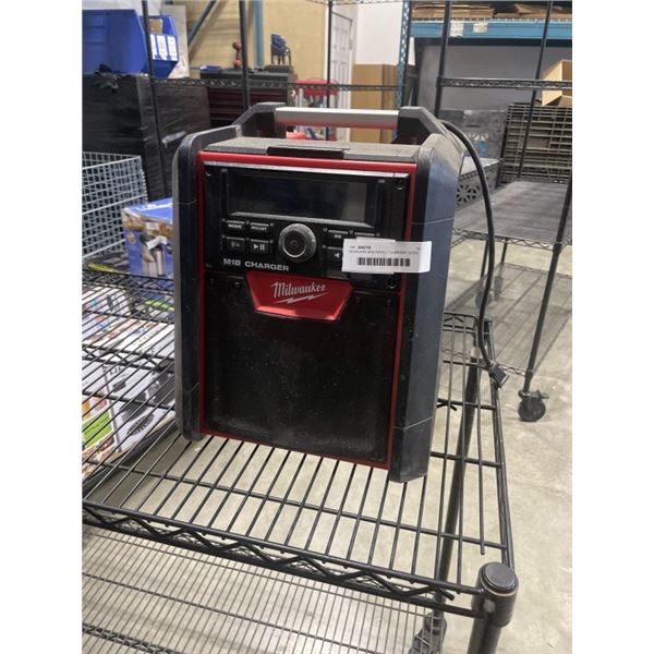 MILWAUKEE M18 RADIO / CHARGER, DOES NOT FUNCTION AS IT SHOULD, POWERS ON, CONNECTS TO BLUETOOTH