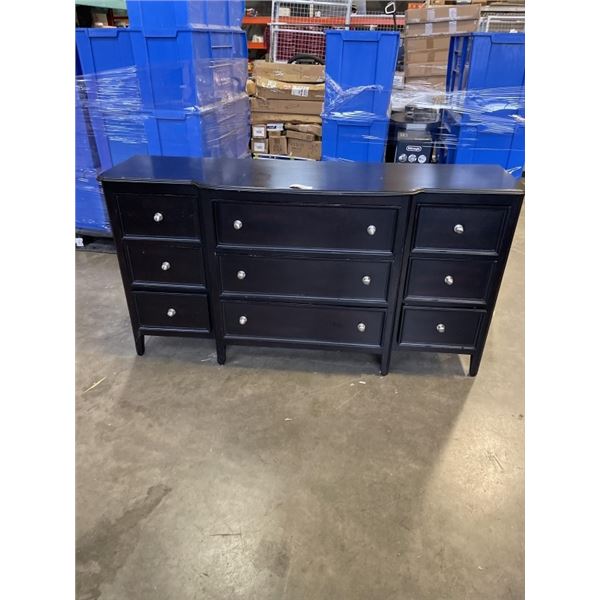 MODERN 9 DRAWER DRESSER