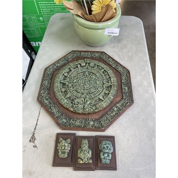 WALL PLAGUES AND PLANTER POT