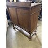 Image 3 : ANTIQUE 8 DRAWER DRESSER