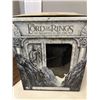 Image 5 : 3 AS NEW LORD OF THE RINGS COLLECTORS BOX GIFT SETS