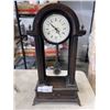 Image 1 : VINTAGE DECORATIVE CLOCK