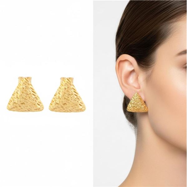 18kt Gold Layered Oro Laminado Triangle Shape Butt