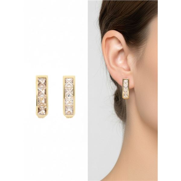 18kt Oro Laminado Rectangle Shape Earrings w/ Chan