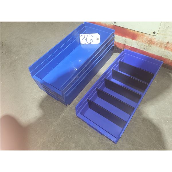 Bac de plastique / Blue Plastic Bin 7"1/2 x 16"3/4 x 4"