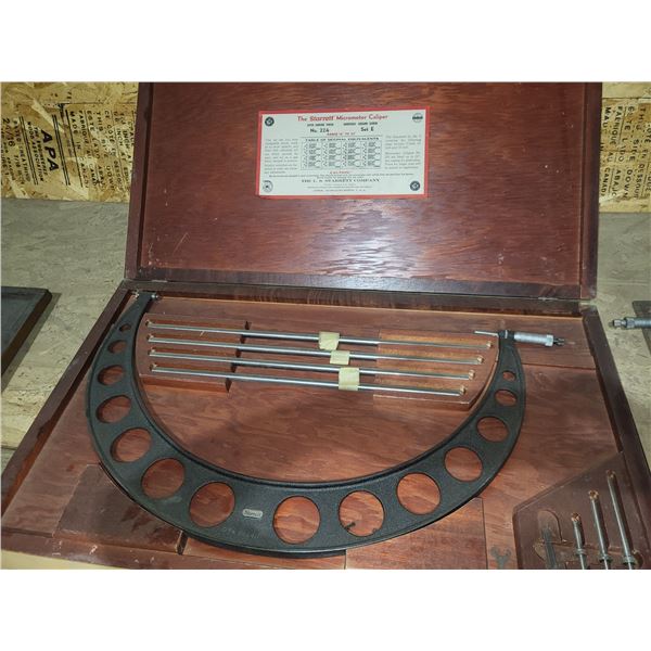 Starrett No.224 Micrometer 16" to 20"