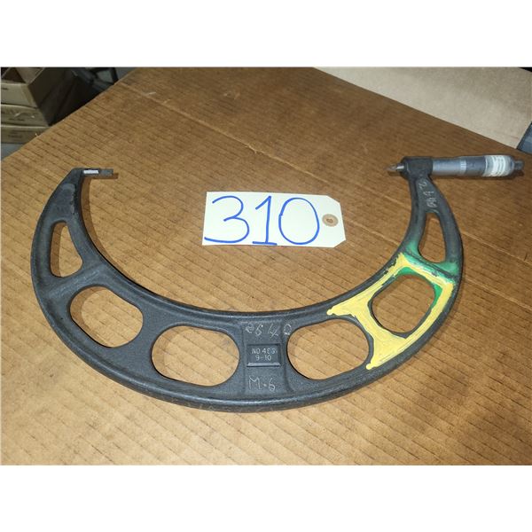 Starrett No.486 Micrometer 9"-10"