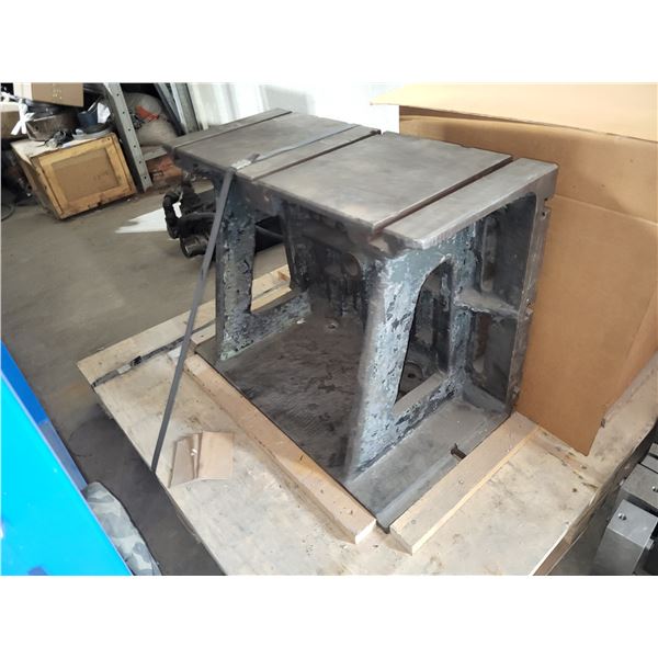 Angle Plate with Slotted Face 26" x 19" x 14"