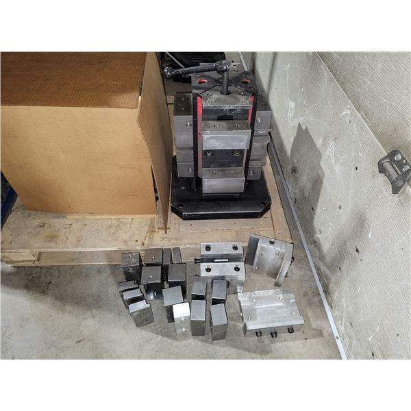 Tombstone with 4 Chicks Vise