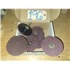 Image 1 : Box(10) of Quick Change Scotc-Brite Disc 4" with Mandrel