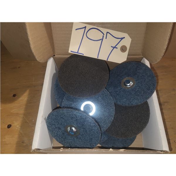 Box(19) of Quick Change Scotc-Brite Disc 4" with Mandrel