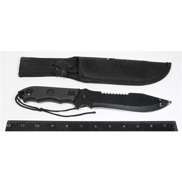 HUNTING KNIFE IN SLEEVE