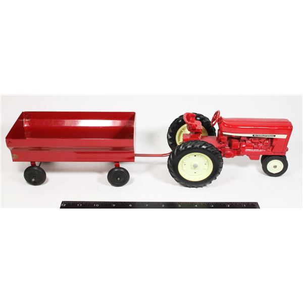 VINTAGE ERTL. CO INTERNATIONAL DIECAST TRACTOR +