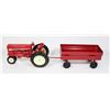 Image 3 : VINTAGE ERTL. CO INTERNATIONAL DIECAST TRACTOR +