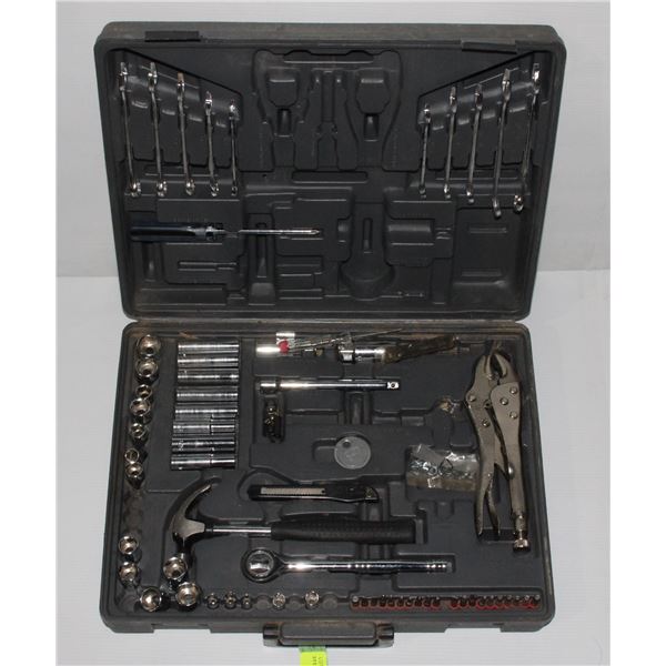 SOCKET WRENCH KIT (INCOMPLETE)