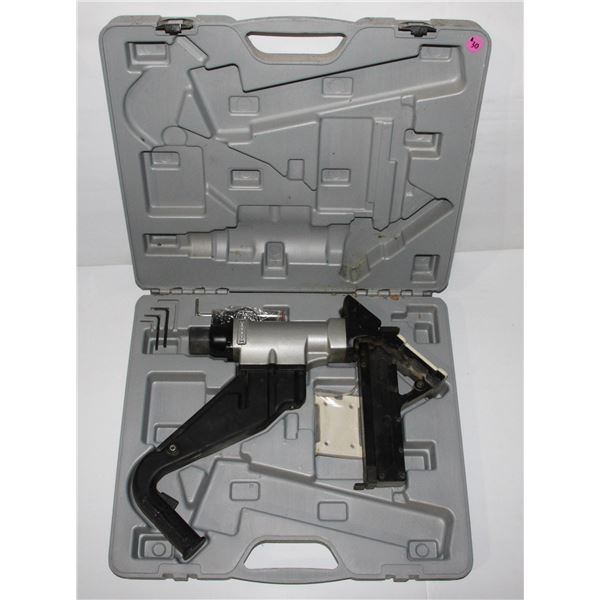 ROK FLOORING GUN 2-IN-1 STAPLE/CLEAT