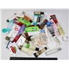 Image 1 : BOX OF TRAVEL SIZE SOAPS / LOTIONS / CREAMS