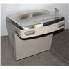 Image 1 : WALL MOUNT CHILLED WATER FOUNTAIN